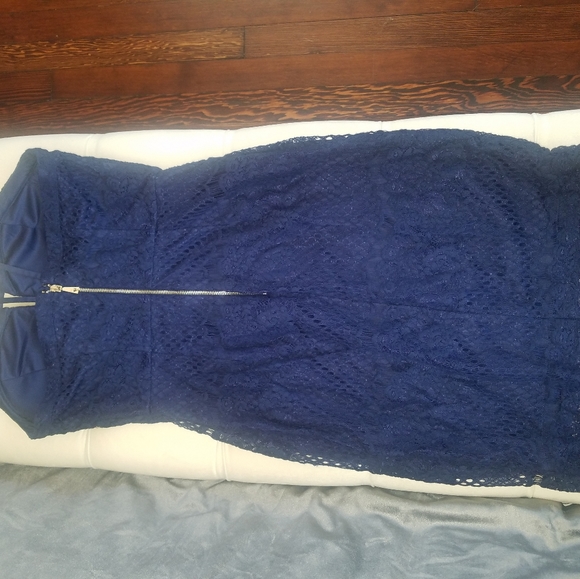 GUESS dress - Picture 2 of 4